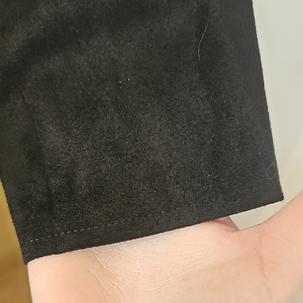 Active USA Classic Black Trench Coat - Picture 5 of 9